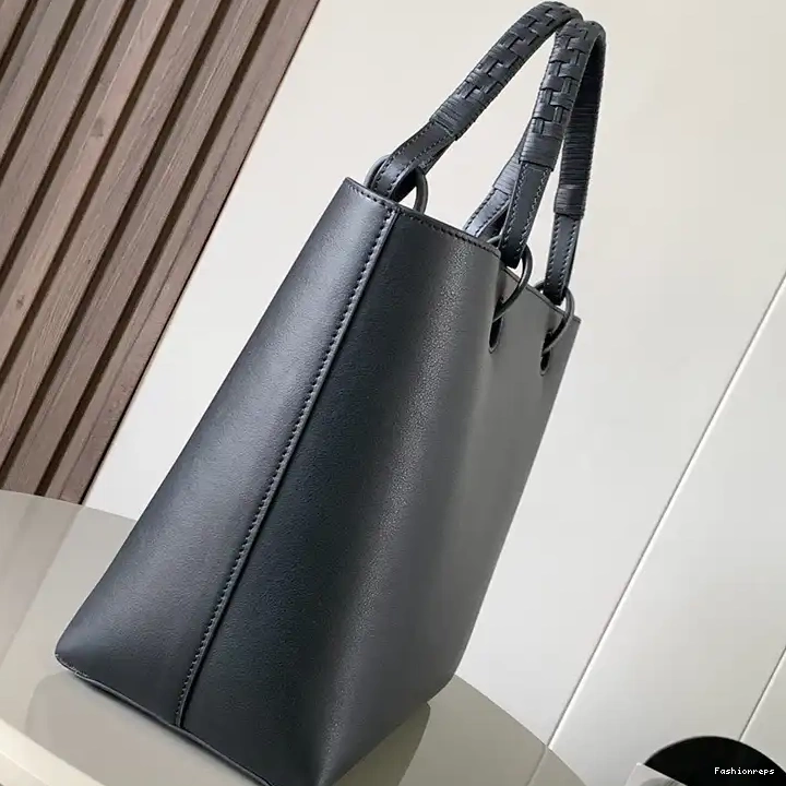 Fashionrepsfam ru Loewe 2401YA0157 Bags 0810